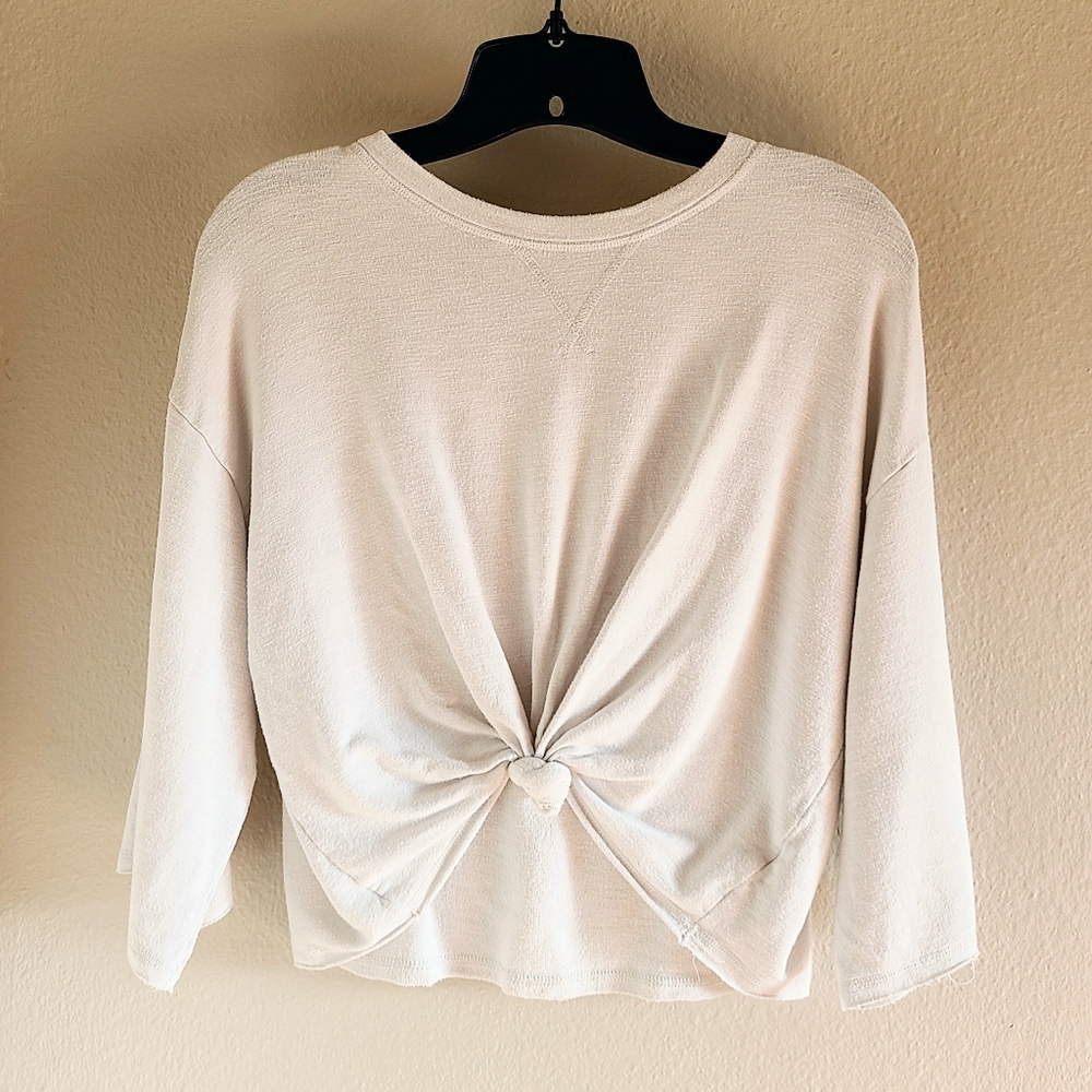 Nectar Cropped White Long Sleeve Knotted Front Top